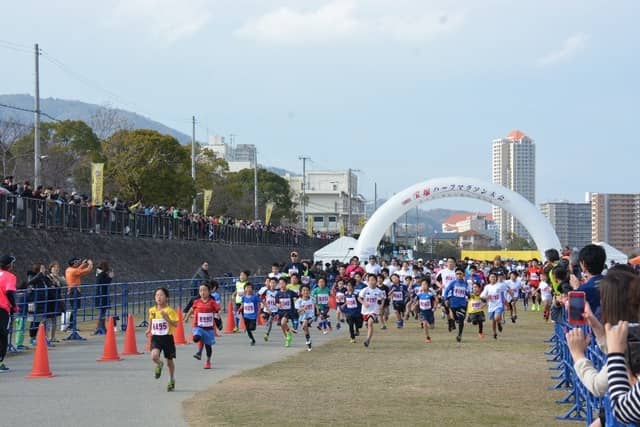 間寛平、タカラジェンヌが応援！「宝塚ハーフマラソン大会」12月開催