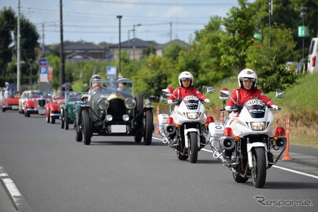 令和元年度 秋の全国交通安全運動出発式　久喜クラシックカーパレード《撮影 嶽宮三郎》