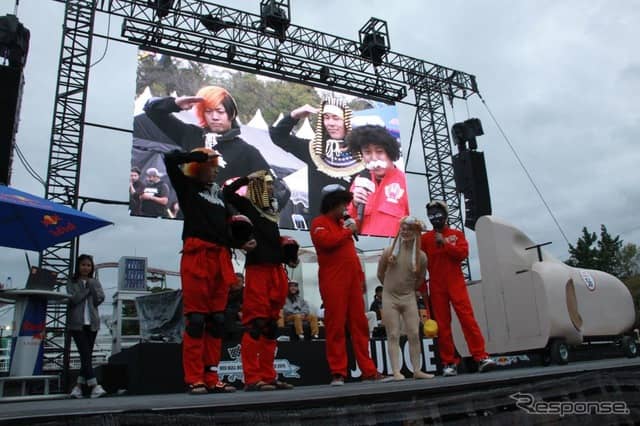 人気YouTuberもゲスト参加《撮影 中尾真二》