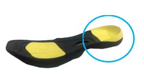 衝撃を推進力に変えるバドミントンシューズ「POWER CUSHION COMFORT Z 2」発売