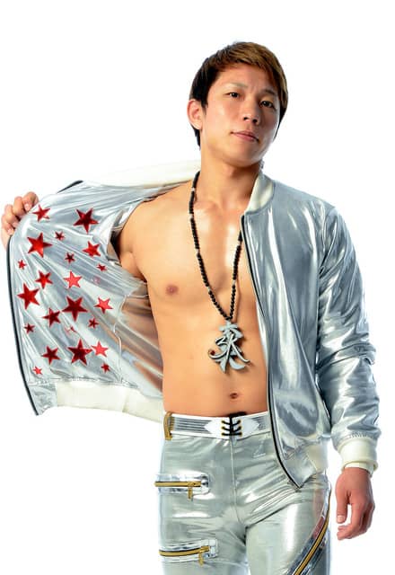 プロレスラーの胸筋だらけのフォトブックが爆誕！「新日本プロレス胸筋図鑑」発売