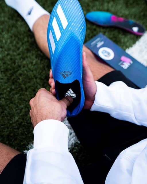 アディダス フットボール、シュートのパワーやスプリントを測定するインソール「adidas GMR」発売