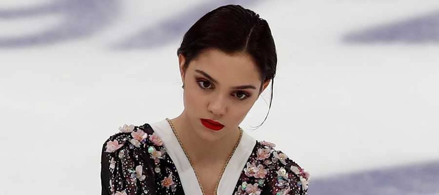 メドベージェワ、桜の下で“SAYURI”熱演　30万再生、海外大反響「夢のような美しさ」