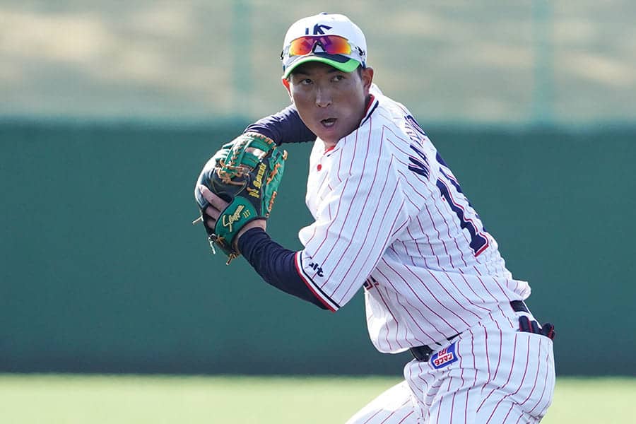 ヤクルト 育成25歳 松本友を支配下登録 背番号 93 に変更 野球 スポーツブル スポブル