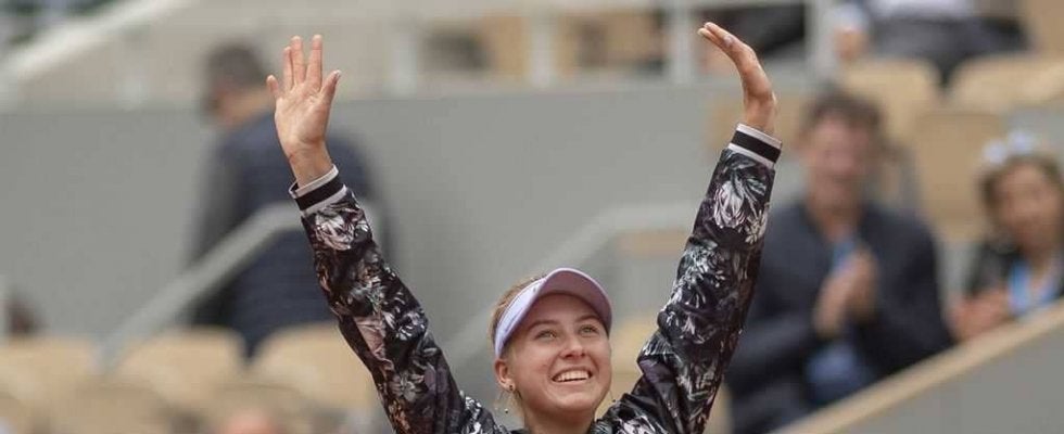 ティーンのロシア美少女テニス選手がビキニ姿を公開！「なんて美しいんだ」