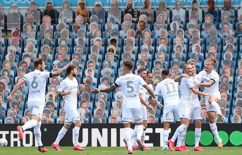 17年ぶりプレミア昇格決定のリーズ 翌日にリーグ優勝も決定 チャンピオンシップ サッカー スポーツブル スポブル