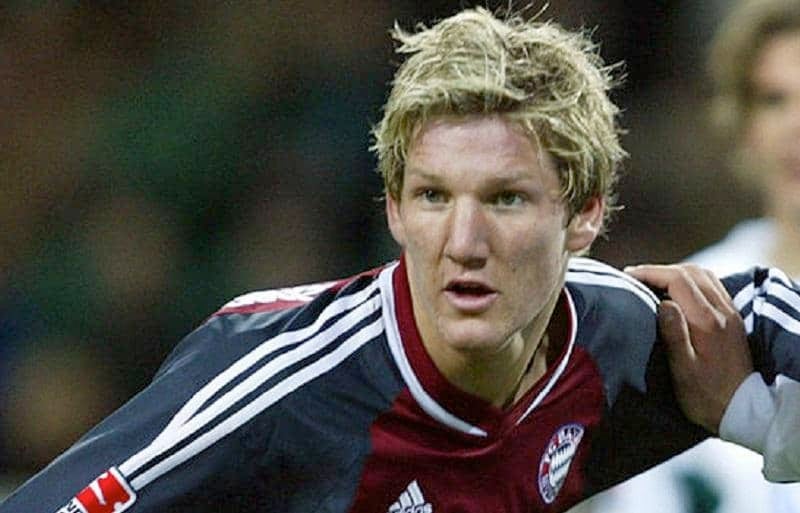 若きシュバインシュタイガーが豪快なミドルを叩き込みバイエルン初