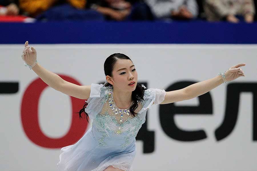 紀平梨花が充実笑顔 スイスで写した 夏の思い出チェキ に反響 みんなかわいい ウィンタースポーツ スポーツブル スポブル