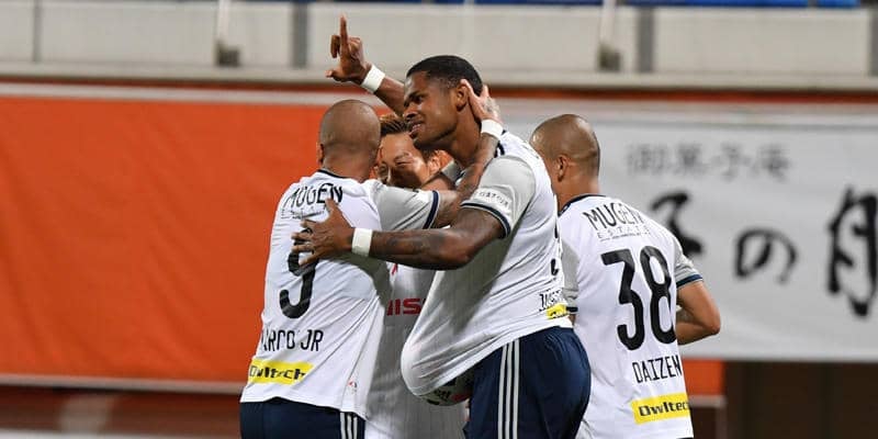 新戦力のジュニオール・サントス＆前田大然がゴール！横浜FMが清水との打ち合い制す《J1》
