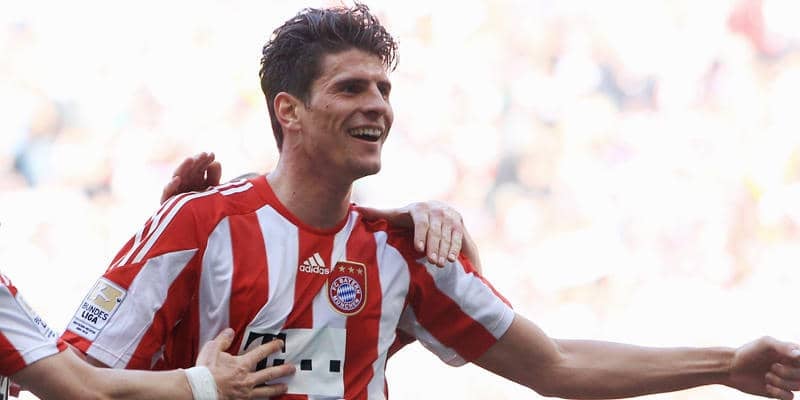 マリオ・ゴメスの抜群の決定力！20分足らずで3発【ハットトリック・ヒーローズ】