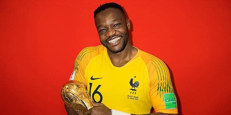 マルセイユ、守護神マンダンダとの契約を2024年まで延長