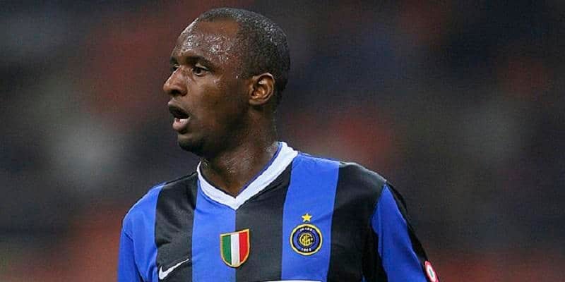 フランス史上最高のボランチ、ヴィエラが新天地インテルのデビュー戦でいきなり2ゴール！【ファースト・ゴールズ】