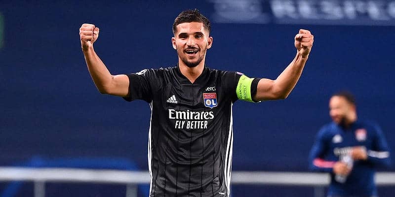 アワール、去就に関してガード堅し!　再三の質問もいなす