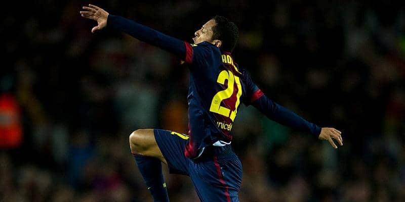 バルサのDFアドリアーノが決めた攻撃陣顔負けの超絶ミドルシュート【インクレディブル・ゴールズ】