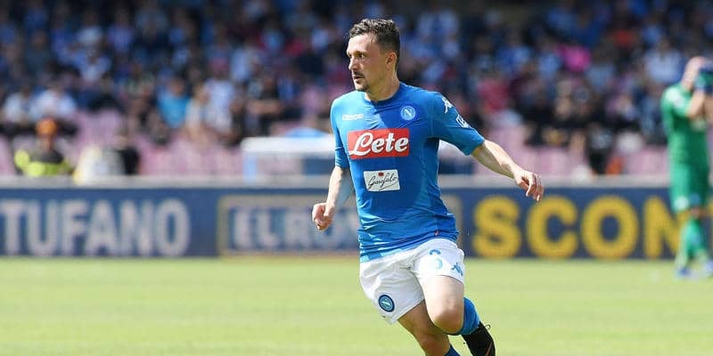 ナポリのマリオ・ルイがお手本のような直接FKを見せつける【ビューティフル・フリーキック】