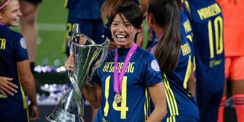 女子CL決勝で豪快ミドルのDF熊谷紗希、5連覇に貢献し歓喜と感謝「仲間に感謝、全てに感謝」