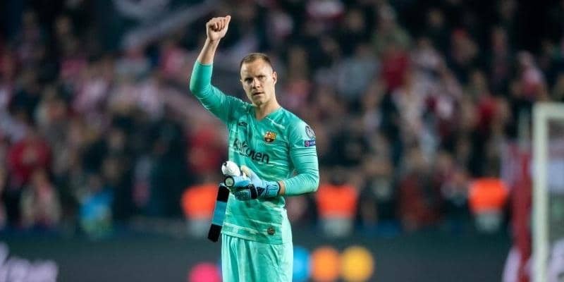 バルセロナを支える守護神、テア・シュテーゲンがスラビア・プラハ戦で見せたスーパーセーブ3連発【アンビリーバブル・セーブス】