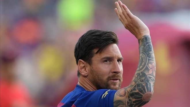 PSGがメッシを誘惑!?「ハロー・レオ」