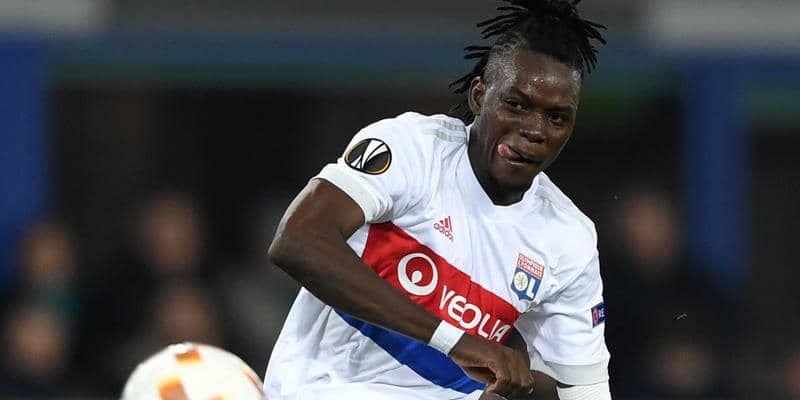 リヨンで開花した元チェルシーFWベルトラン・トラオレの豪快FK【ビューティフル・フリーキック】