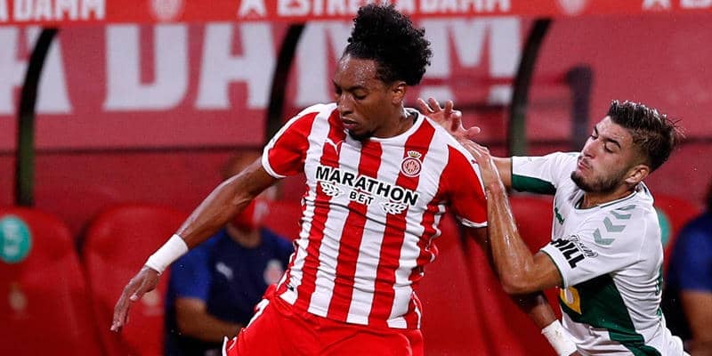 アタランタがコロンビア代表DFモヒカをジローナから買取OP付きレンタルで獲得