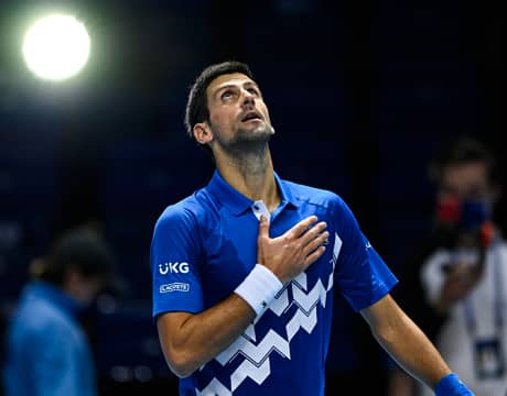  ジョコ 病院へスキャナーを寄付 