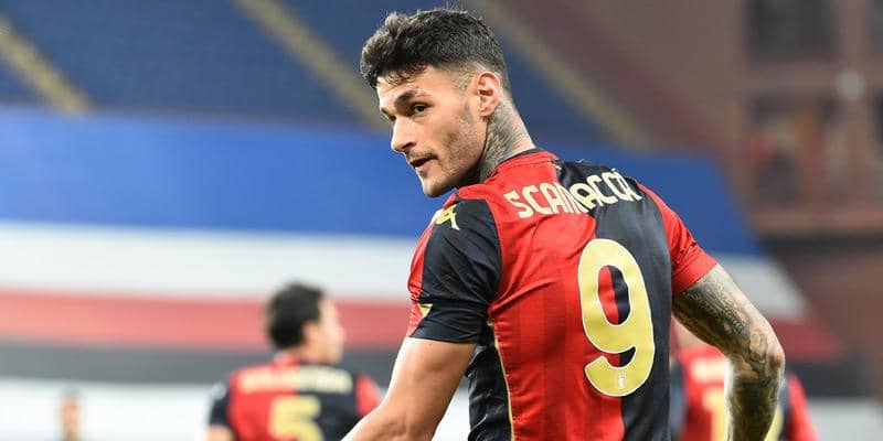 ストライカー補強を目指すミラン、ジェノアで飛躍のU-21イタリア代表FW獲得に動く