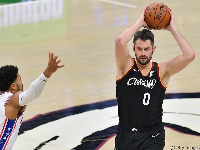 キャブズのベテラン ケビン ラブが右ふくらはぎの張りにより3 4週間の離脱 バスケットボール スポーツブル スポブル