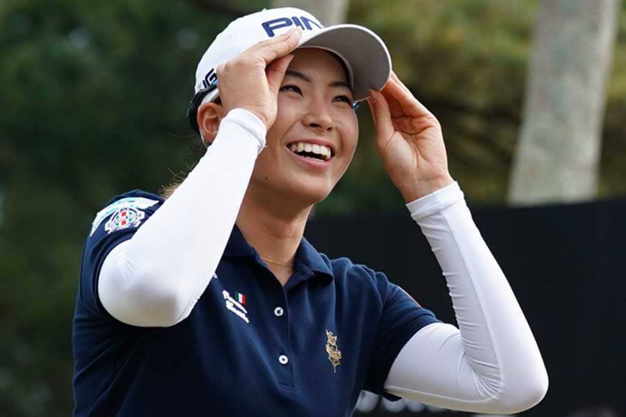 【名珍場面2020】渋野日向子、快挙達成直後の“心躍る横顔”に反響「貴女が主役」「ただものではない」