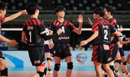 福井工大福井が雄物川を撃破、西田監督「チームとしていい状態になった」／春高バレー