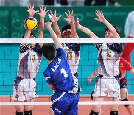 【春高バレー速報】（２）男子の東山が好発進　女子は就実、文京学院大女を下す