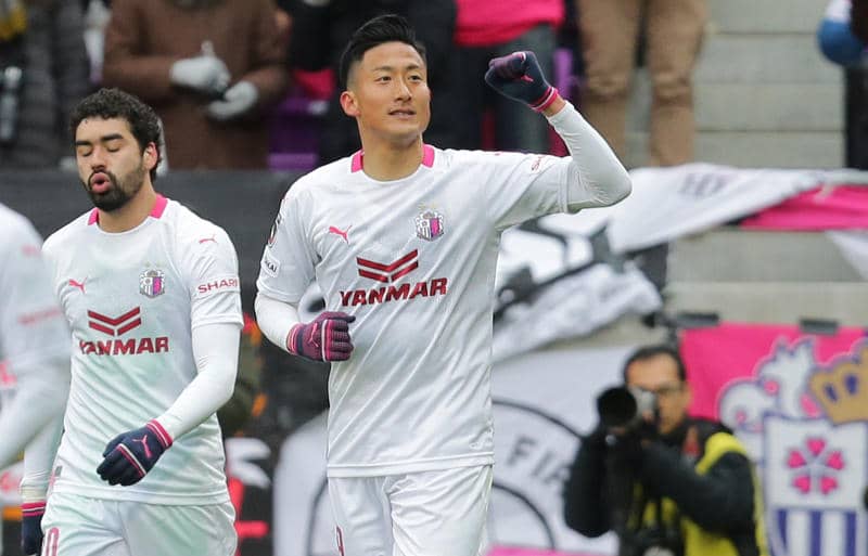 C大阪のFW都倉賢が長崎に完全移籍「絶対にJ1昇格を掴み取りましょう」