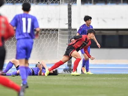 「異端」の矢板中央がベスト４進出。前時代的スタイルの凄みを発揮した