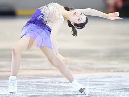 本田真凜、アイスショーではつらつと演技。自覚している課題の克服へ