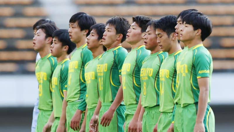 高校サッカー「クラブチーム化」の波　選手権4強中3校が“下部組織”を持つ恩恵とは