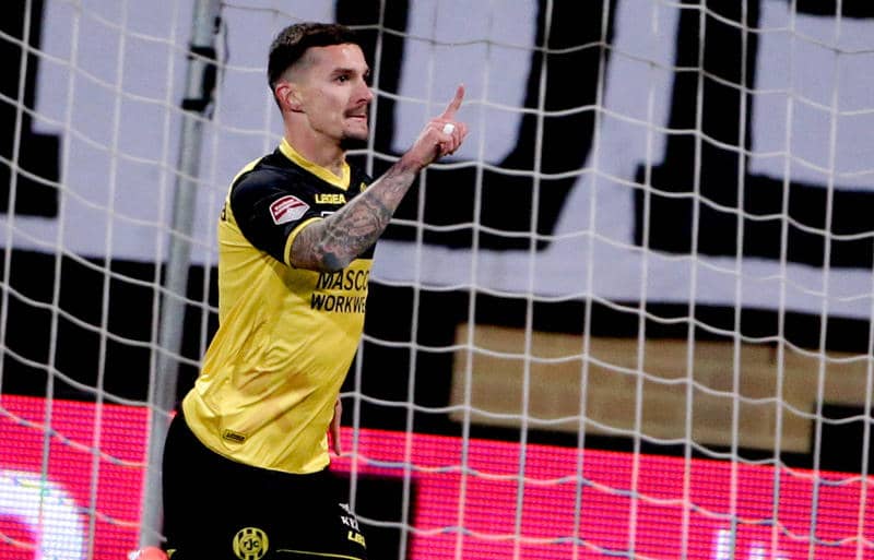 5年ぶりのj1を戦う福岡が背番号発表 新加入のクルークスは 14 ブルーノ メンデスは 27 サッカー スポーツブル スポブル