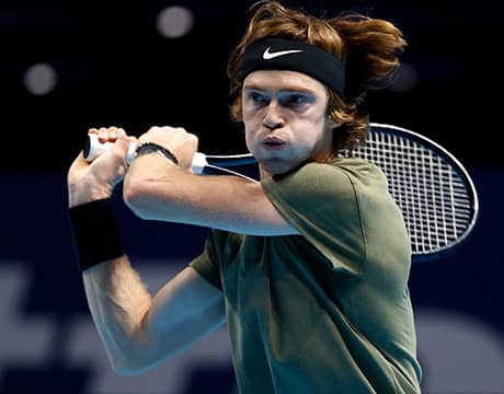  ハードコートでの最多勝を獲得 