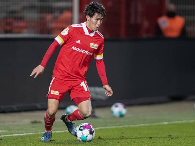 ブンデス降格候補 大健闘のクラブで響く負傷出遅れ 遠藤渓太よ 監督の 腹の中の感情 をつかめ サッカー スポーツブル スポブル