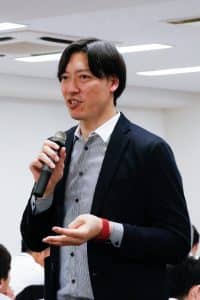 伊藤俊亮氏が振り返るフロントスタッフとしての１年