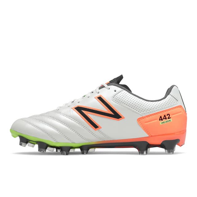 ニューバランス フットボールから「442 SP」と「442 PRO」新カラー登場