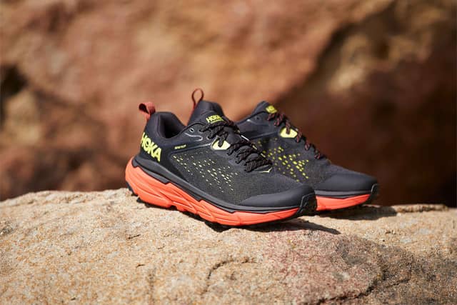 防水機能を搭載したローカットハイクシューズ「KAHA LOW GTX」発売…ホカ オネオネ