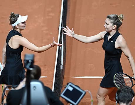 ハレプ 今季3度目ツアー8強