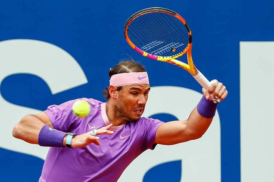 錦織でも追いつけない　ナダルの左手一本“鋭角ショット”に海外驚き「チートコード」