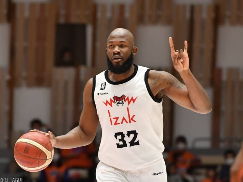 富山のジュリアン・マブンガがB1史上初となる個人通算1500アシスト達成