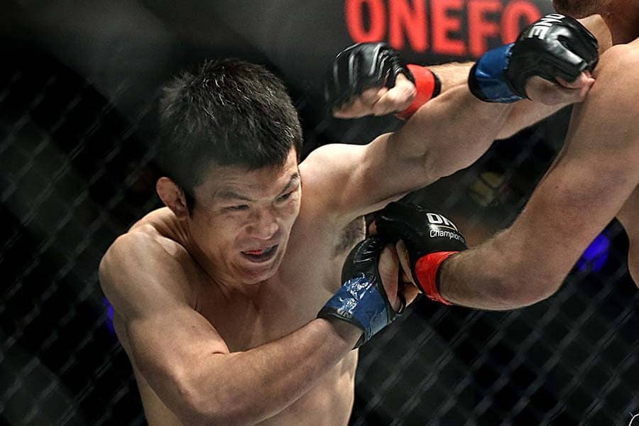 青木真也、腕ひしぎで決めた“260秒一本”に海外興奮「シンヤ凄すぎ」「大ファンだ」