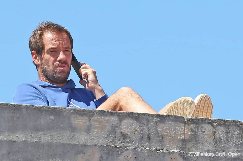 ガスケが左内転筋の故障で2回戦を棄権[エストリル・オープン]