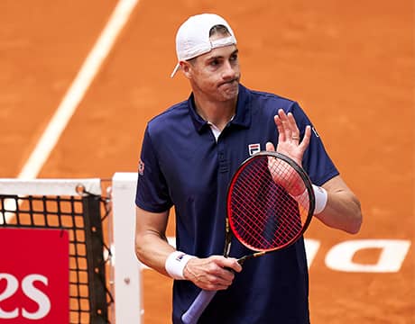 28本エースでイズナー初戦突破