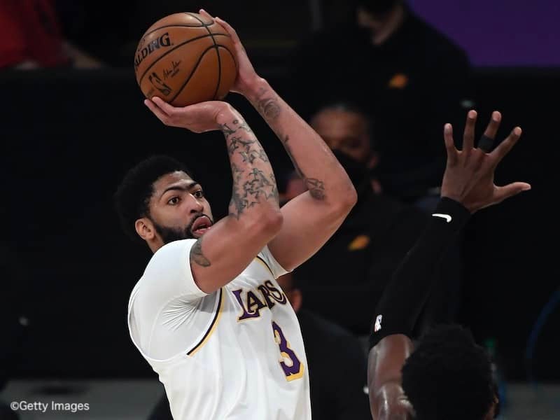 レイカーズがサンズを撃破…42得点12リバウンドのデイビスが攻守に大活躍