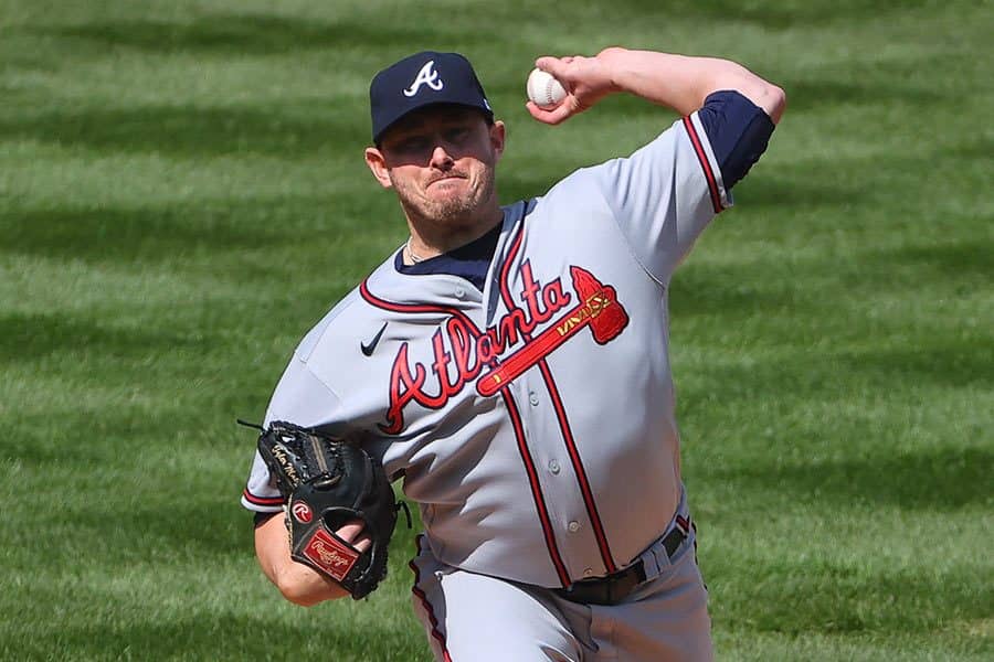 【MLB】「ポッターの魔法」　後頭部の打球を“ノールック併殺”する超美技に米興奮