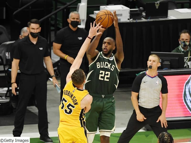 「これまでの練習を信じるだけ」。ミドルトンの決勝弾でバックスがヒートに先勝