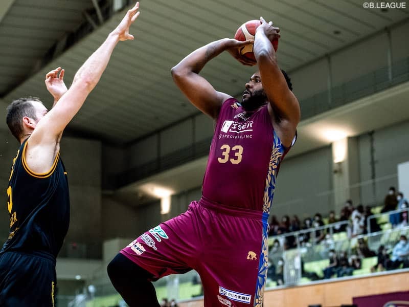 越谷が第3Qに猛追し逆転勝利！…B2リーグ3位の座を掴む